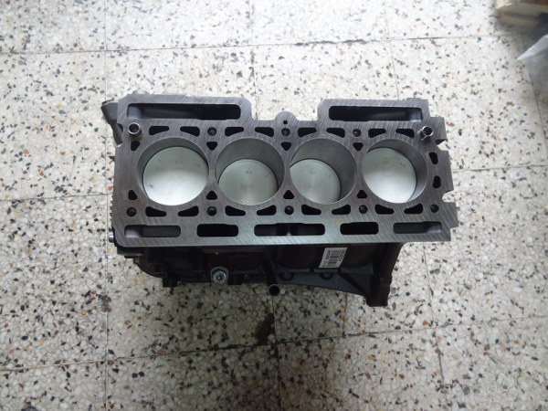 MOTOR D4F F732 F452682 100012449R